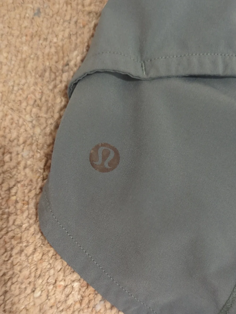 Lululemon π Speed Up Shorts π 6 - Picture 2 of 6